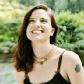 Jolie Holland Bio (2011)