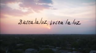 "Busca La Luz" (Lyric Video)